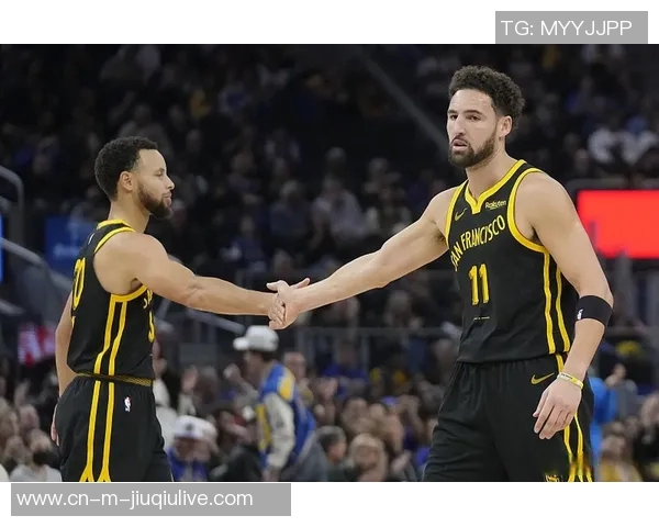 西部决赛第七场火箭对阵勇士的激烈较量回顾与分析